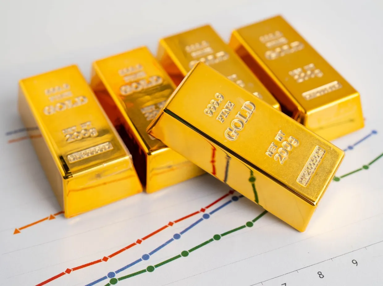 ทองคำทะลุ 60000 บาท! เจาะลึกทำไมทองพุ่งไม่หยุดพร้อมกลยุทธ์ลงทุนท้ายปี 2025