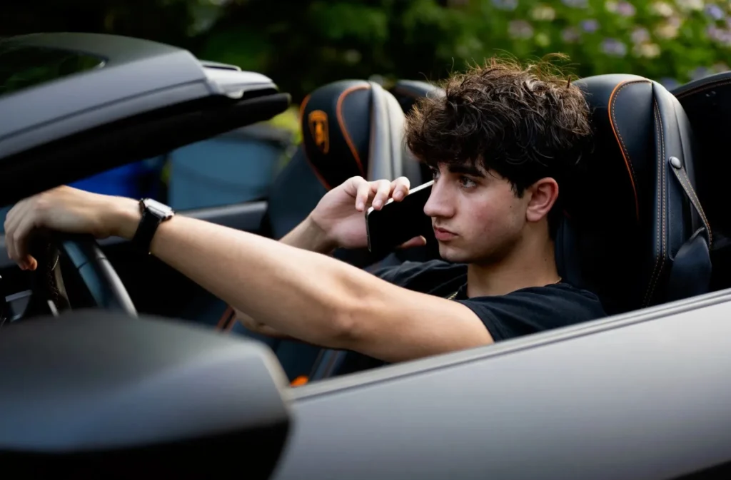 Zach Yadegari คือใคร ทำไมถึงหาเงินได้ถึง 990 ล้านบาท ด้วยวัยแค่ 18 ปี