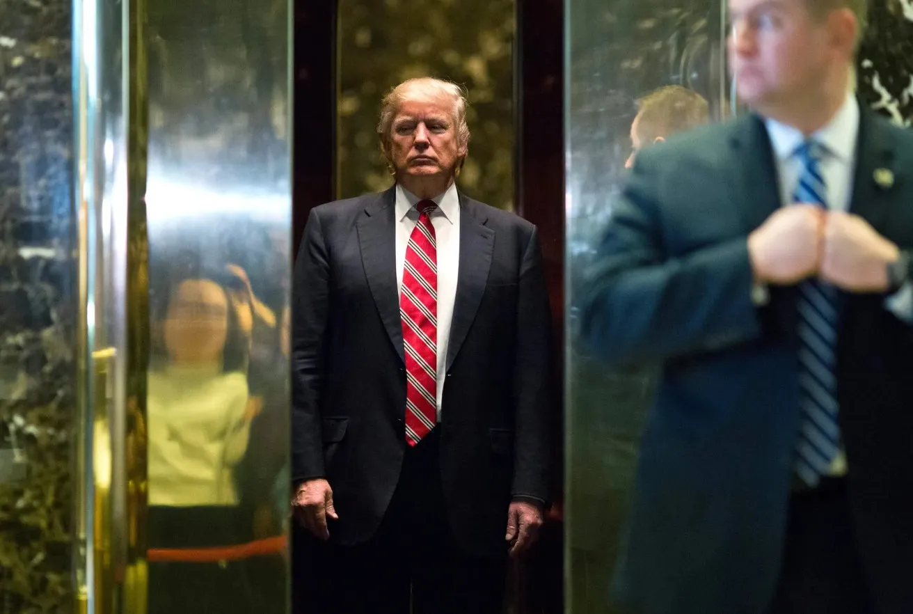 กำแพงภาษีสหรัฐฯ สร้างรายได้จนทุบสถิติ แต่ทำไมหนี้ยังท่วม? 