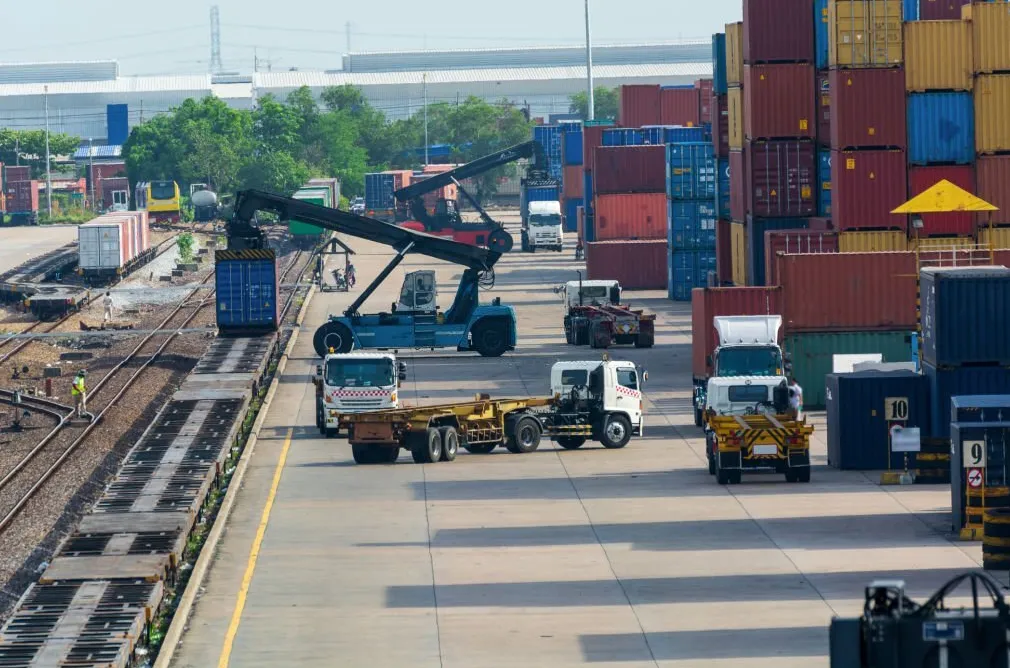 ฝ่าวิกฤตชายแดนไทย-กัมพูชา กลยุทธ์รับมือและสร้างความแข็งแกร่งให้ธุรกิจไทย