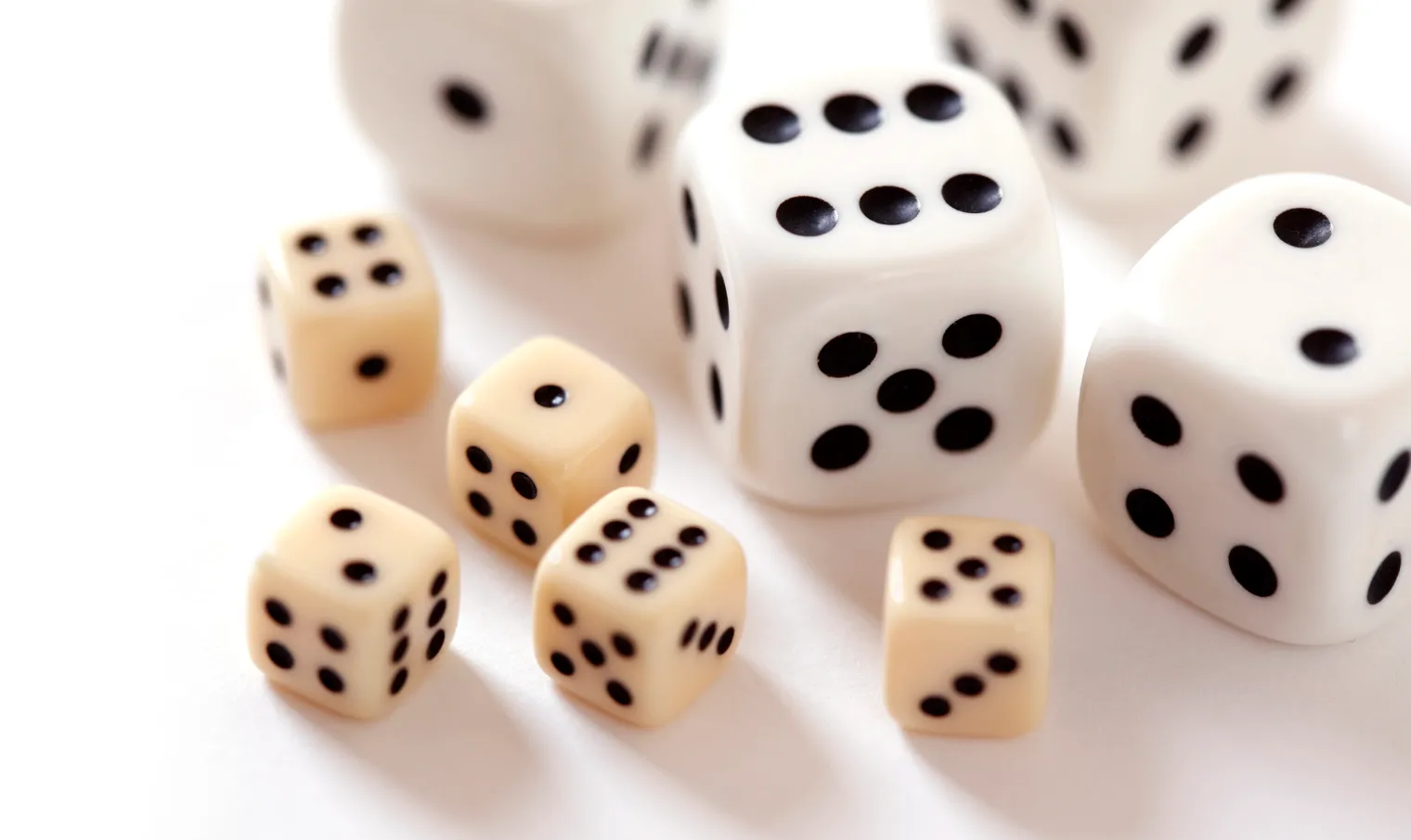 หวยเกษียณ คืออะไร? เปิดทุกเงื่อนไข วิธีซื้อหวยเกษียณ อัปเดตล่าสุด 