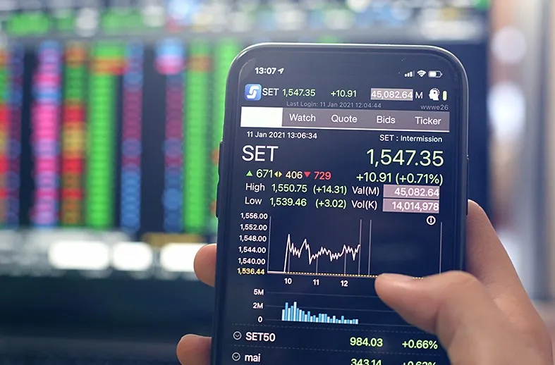 29 ส.ค. ชี้ชะตาการเมือง! วิเคราะห์หุ้นไทยเด้งหรือดิ่ง แนะกลยุทธ์นักลงทุนที่ต้องรู้