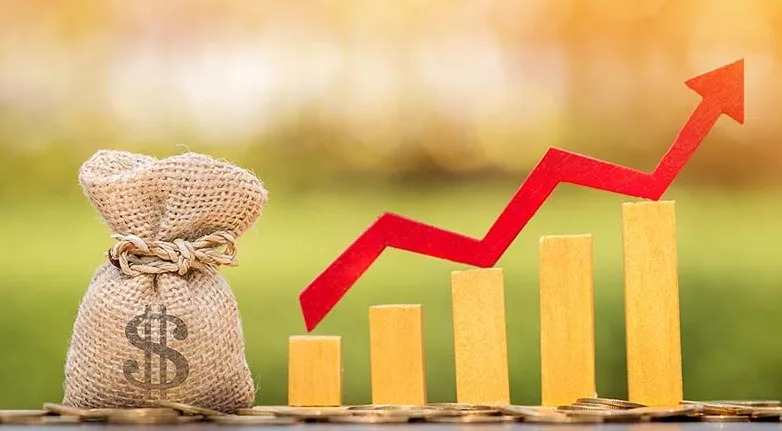 ทำไมเศรษฐกิจไทยส่งออกโตแต่ยังอ่อนแอ พร้อม 'เจาะหุ้นเด่น' ฝ่ามรสุมเศรษฐกิจไทยปี 68