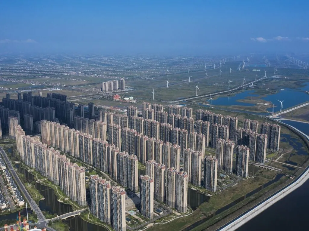 ปิดตำนาน Evergrande สู่จุดเปลี่ยนตลาดอสังหาฯ และทิศทางใหม่เศรษฐกิจจีน