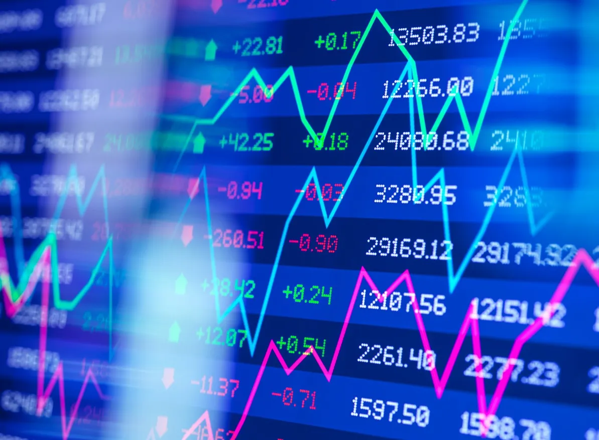 รวมหุ้นใหญ่ SET50 โชว์ฟอร์มแกร่ง กำไรสุทธิไตรมาส 2 ปี 2568 สูงสุด!